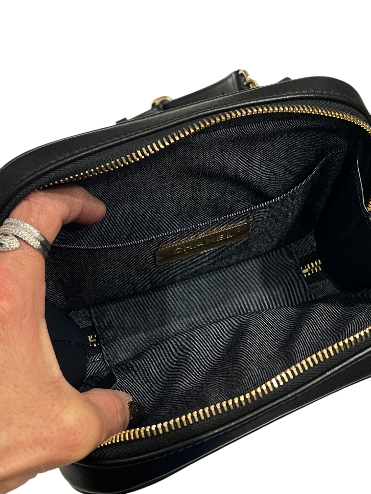 Chanel - pochette ceinture caméra mania