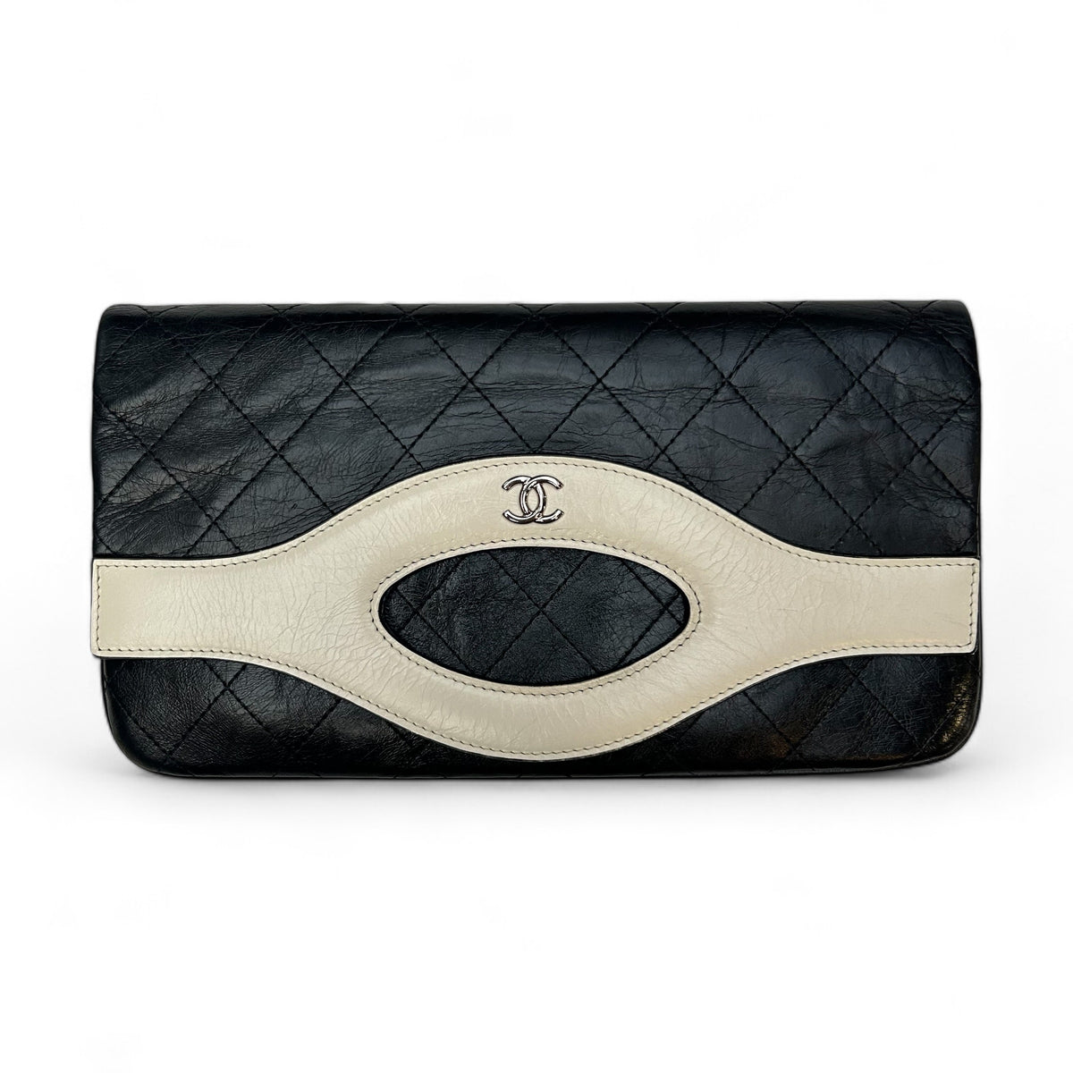Chanel - Bicolor Clutch