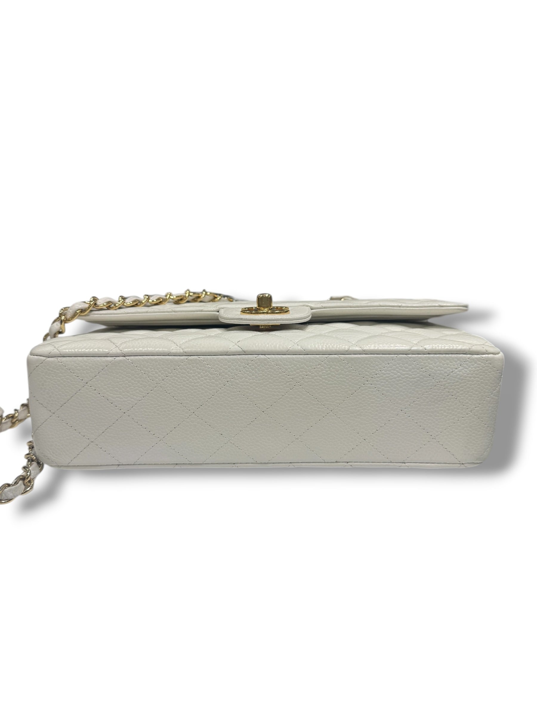Chanel Sac Timeless 25 Cuir Caviar Blanc | Les Folies d’Eugénie