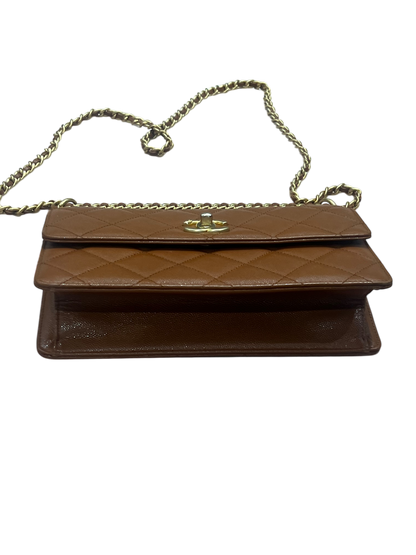 Chanel - sac à rabat cuir caviar caramel