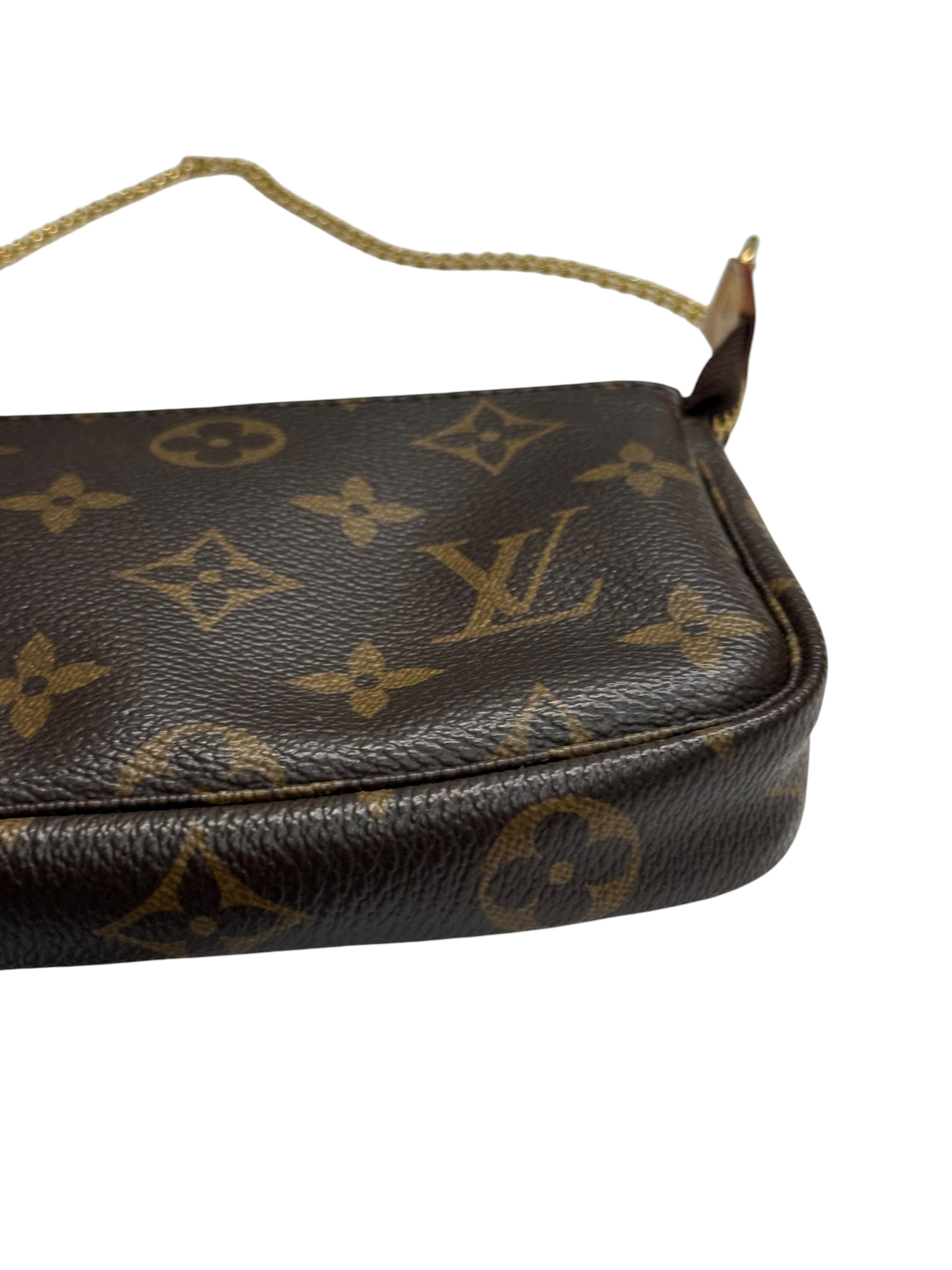 Louis Vuitton - Sac Mini Pochette accessoire