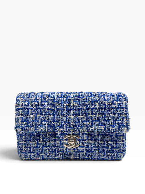 Chanel - Sac timeless mini rectangular en tweed bleu et blanc