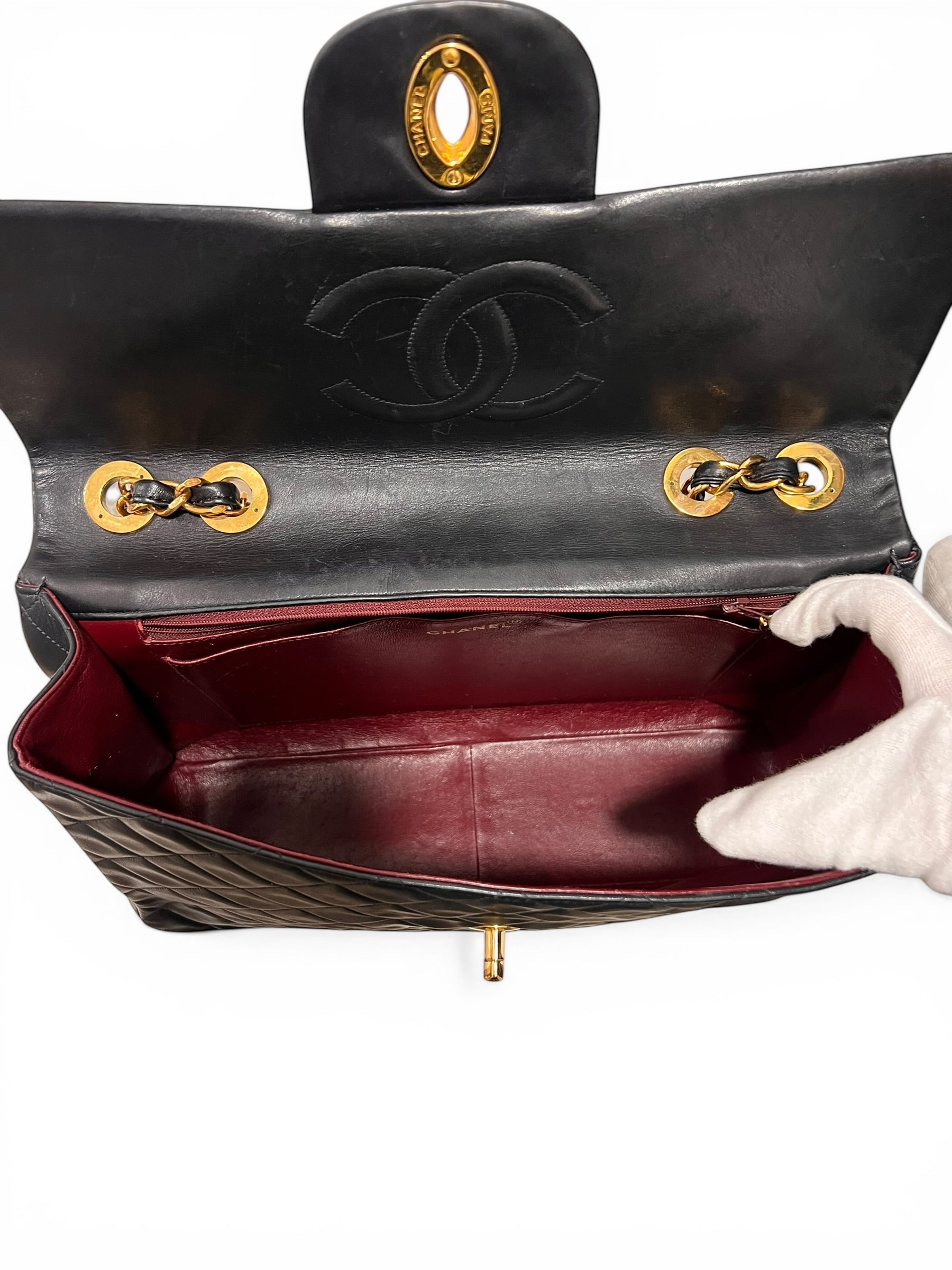 Sac Chanel Maxi Jumbo Vintage | Les Folies d’Eugénie