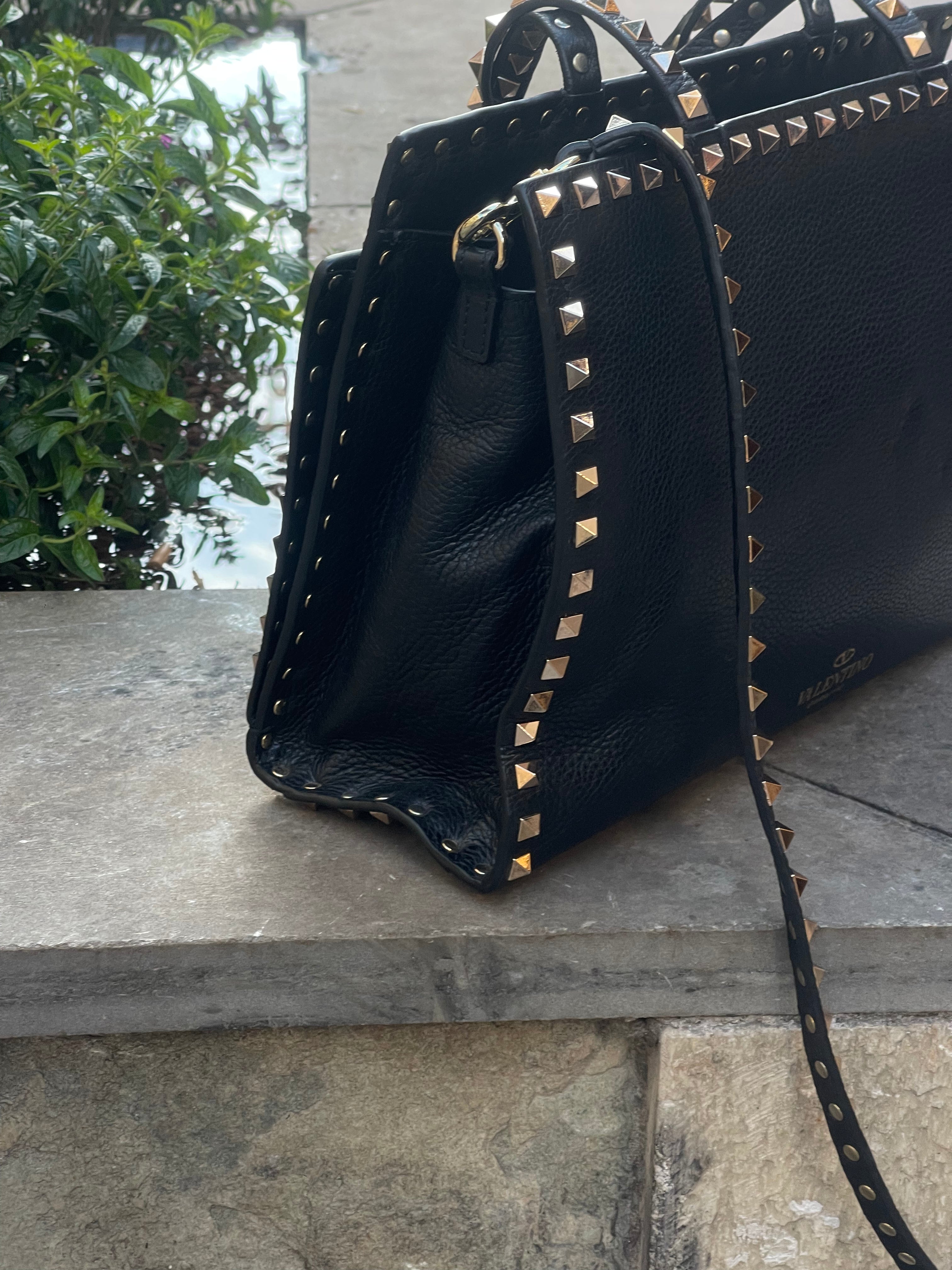 Valentino - Black Rockstud bag