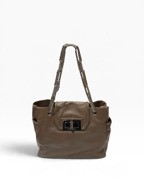 Chanel - Sac cabas Reissue 2.55 marron