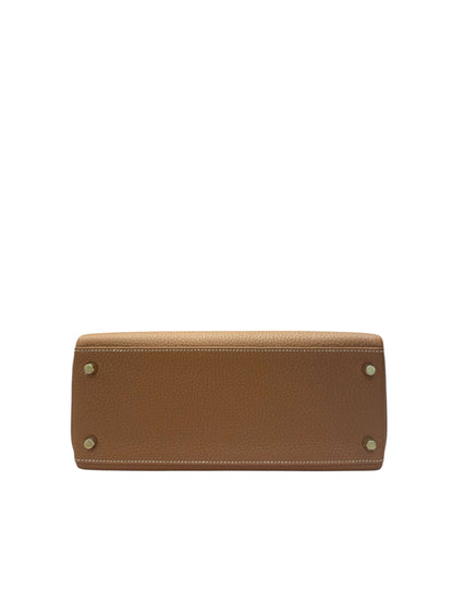 Hermès - Sac Kelly 28 Gold Togo retourné GHW