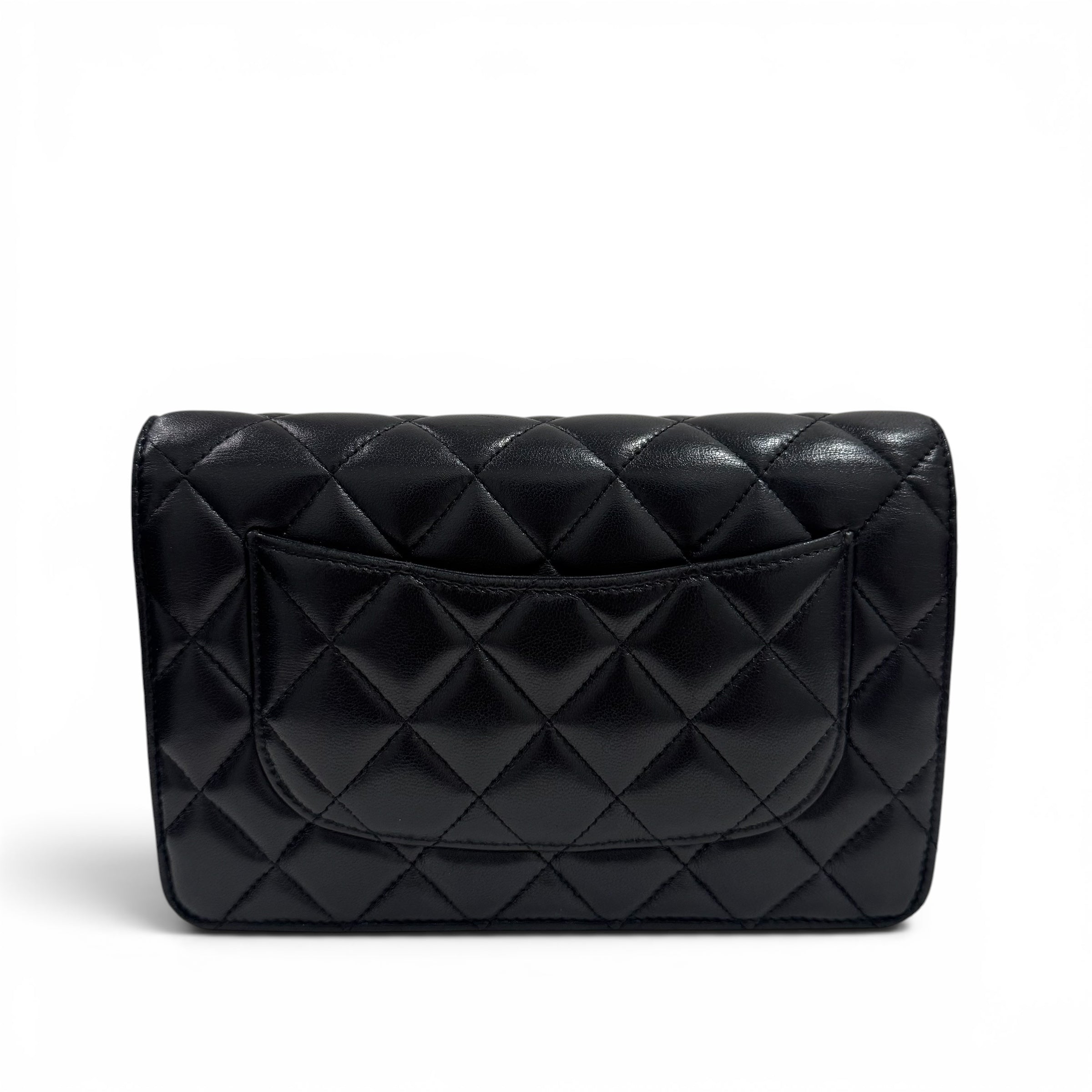Chanel - Wallet on Chain in pelle liscia nera