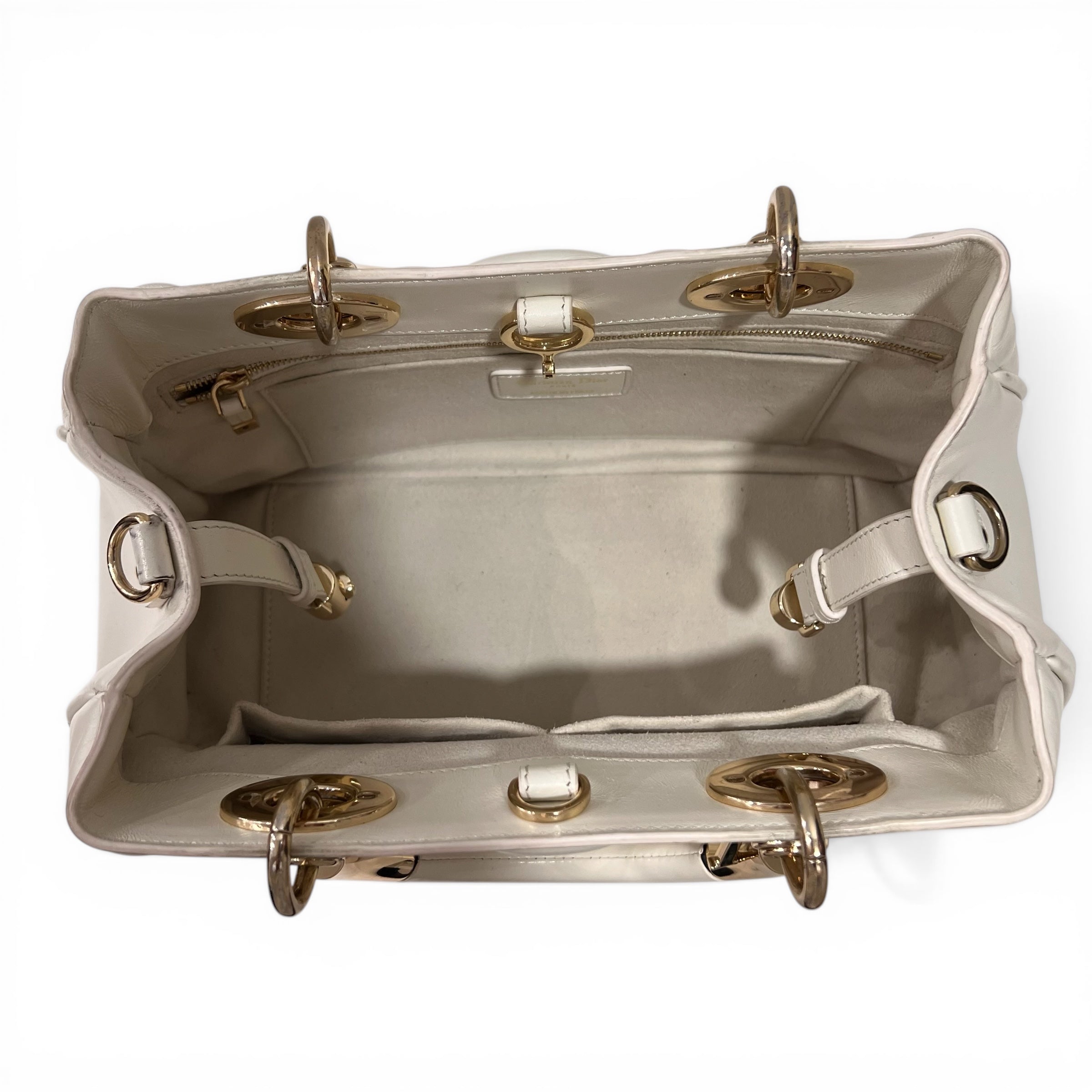 Dior Sac Lady 95.22 en Cuir | Les Folies d’Eugénie