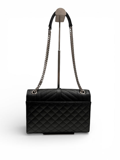Yves Saint Laurent Sac Enveloppe en Cuir Matelassés | Les Folies d’Eugénie