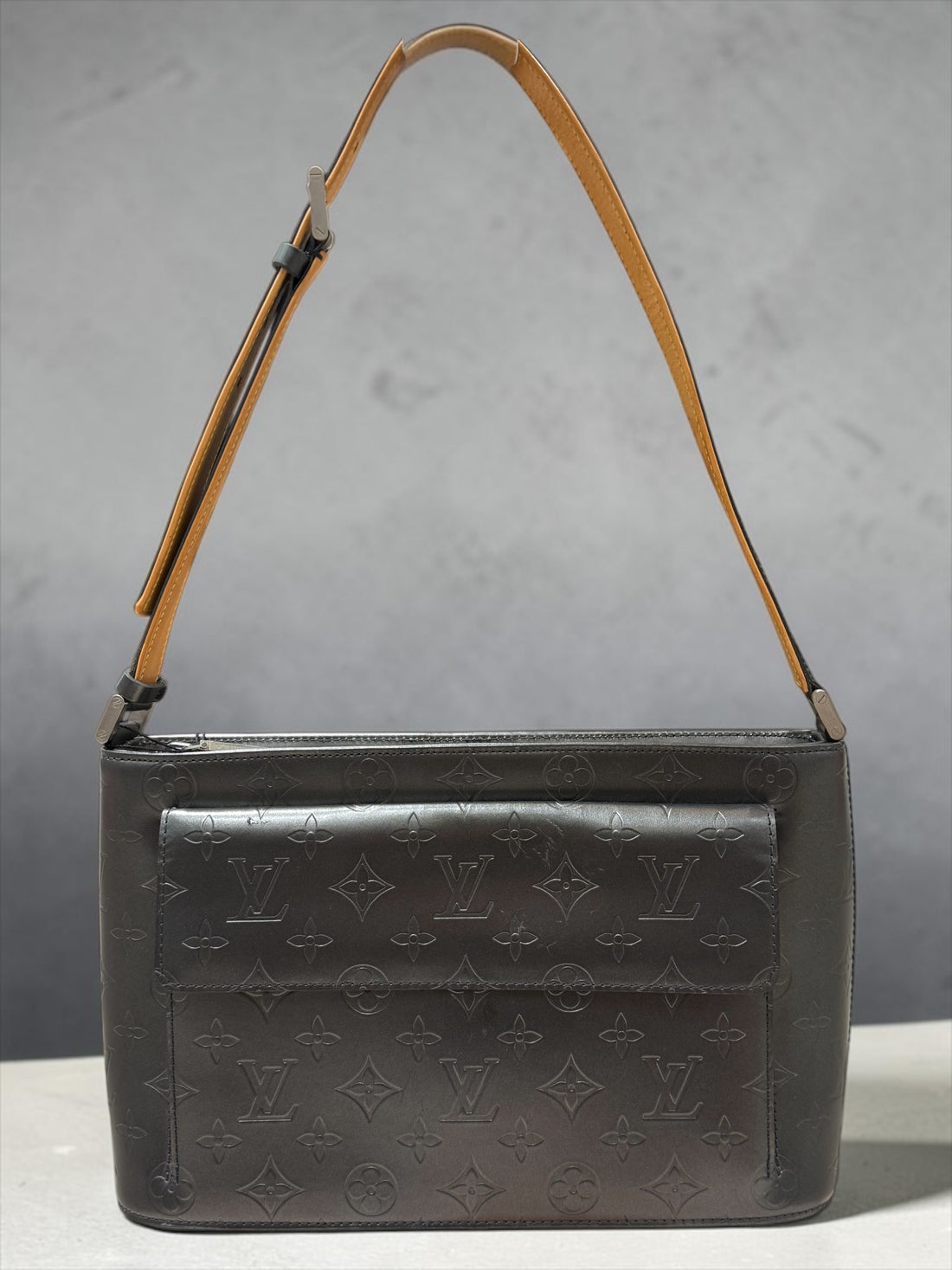 Louis Vuitton - Sac porté épaule Alston en cuir Monogramme Mat Noir