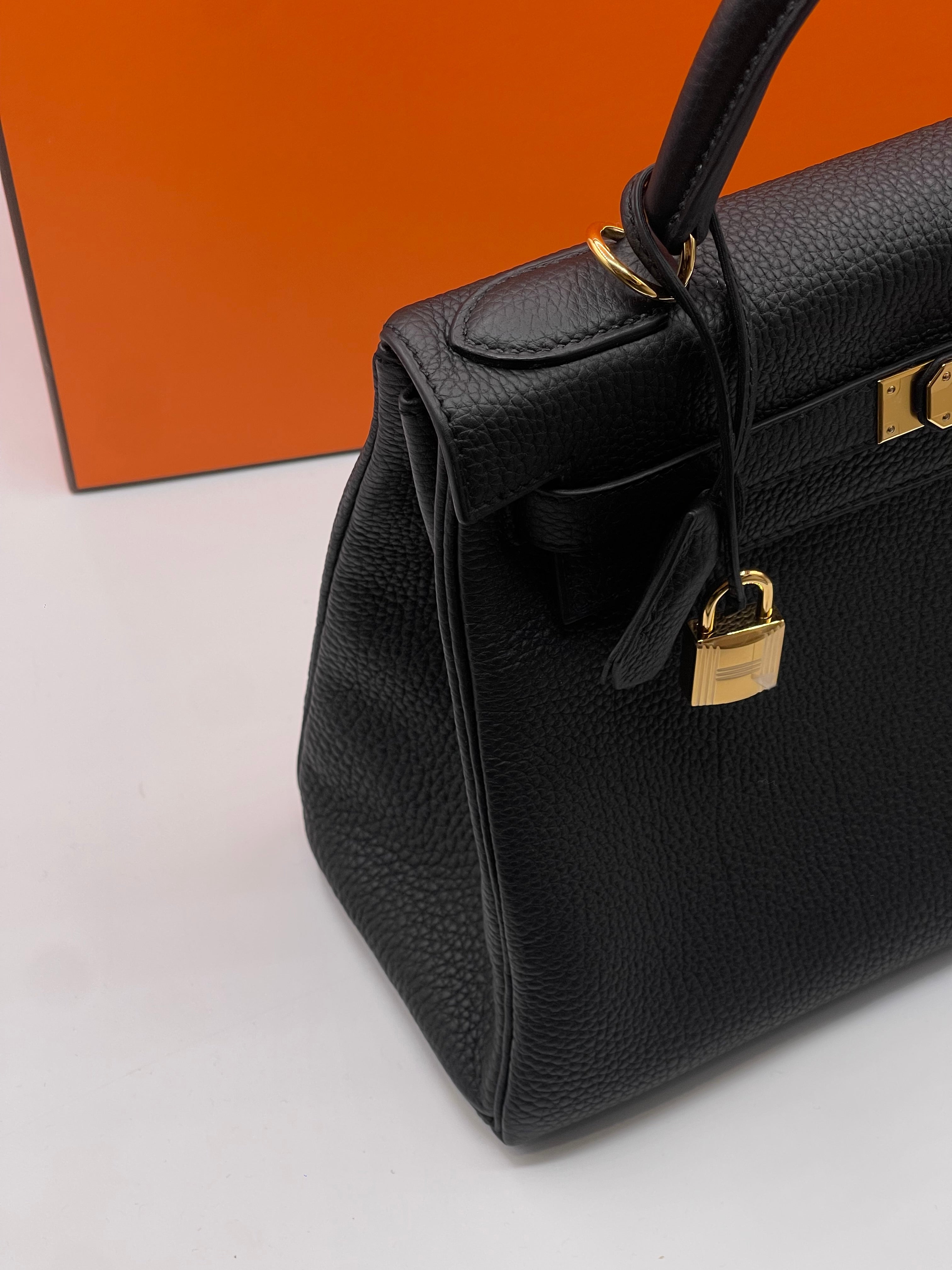 Hermès - Sac Kelly 28 Togo retourné nero