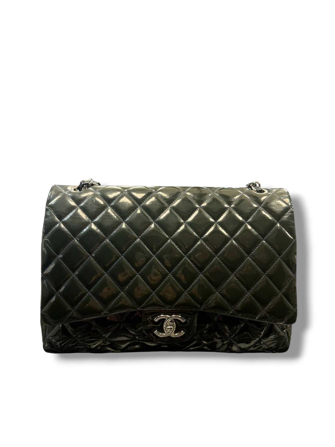 Chanel - Sac Classique 11:12 Maxi Jumbo en cuir vernis Vert