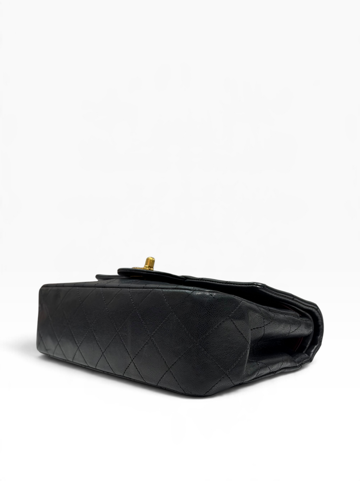 Chanel - Timeless 23 en cuir d’agneau noir