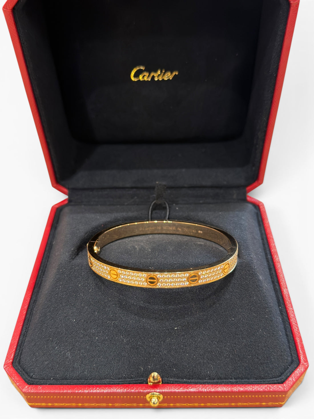 Cartier - Bracelet Love full pavé diamants or jaune T.19