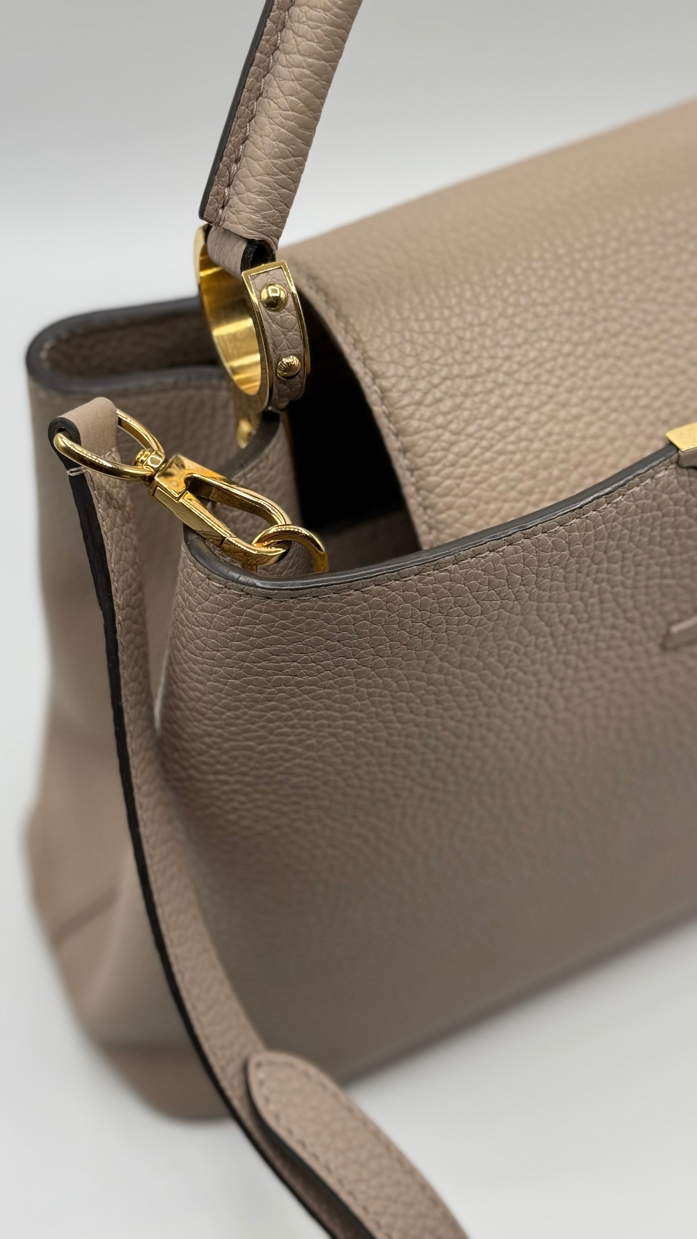 Louis Vuitton - Sac Capucines MM
