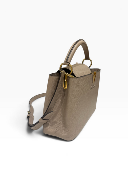 Louis Vuitton - Sac Capucines BB cuir galet