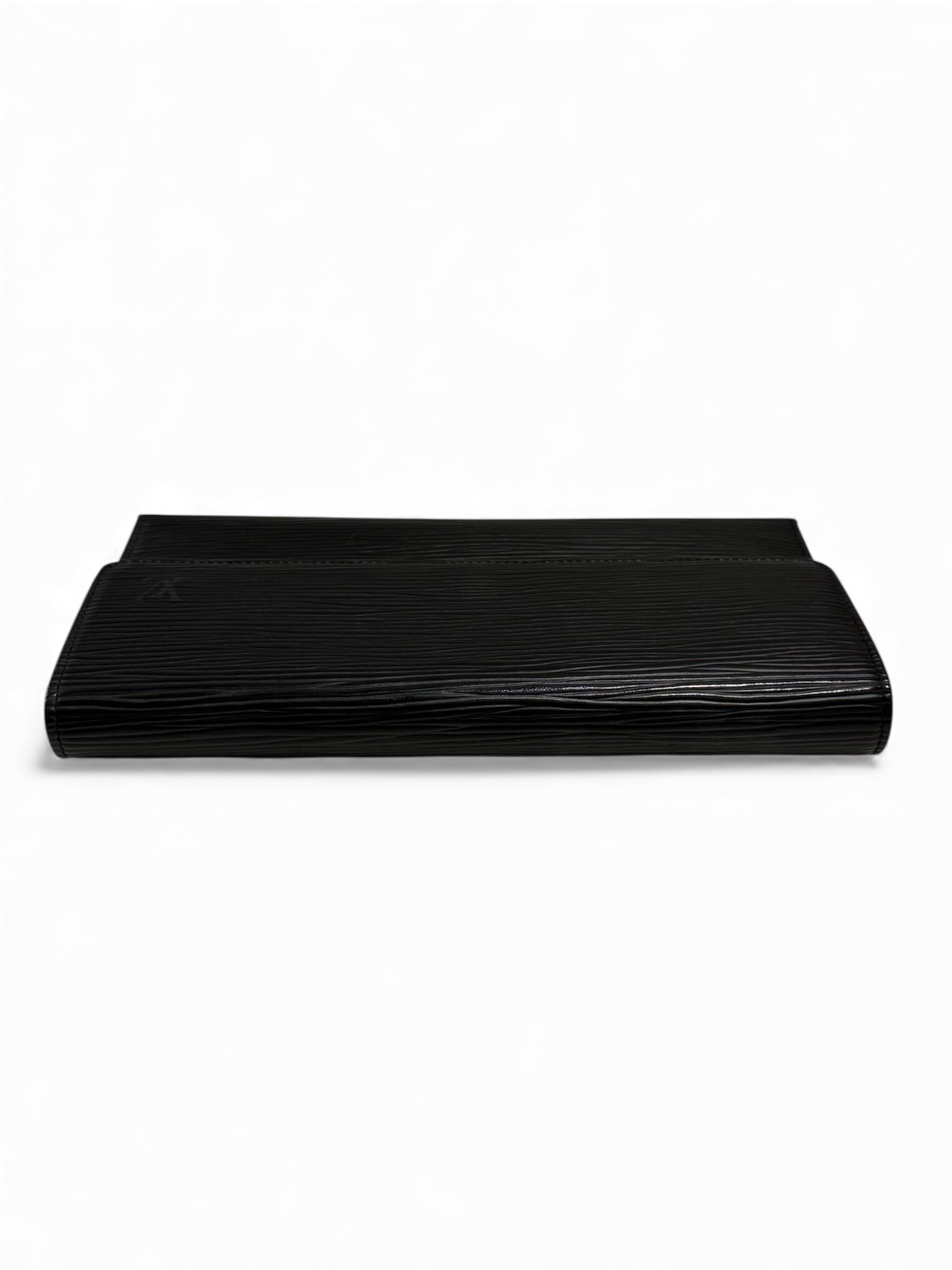 Louis Vuitton - Black Epi leather wallet