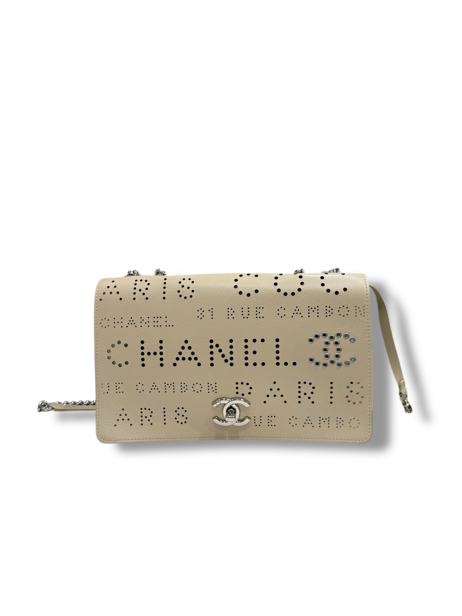 Chanel - Sac mademoiselle perforé écru