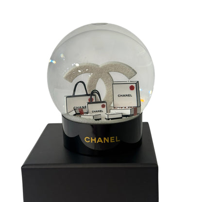 Chanel - Boule à neige