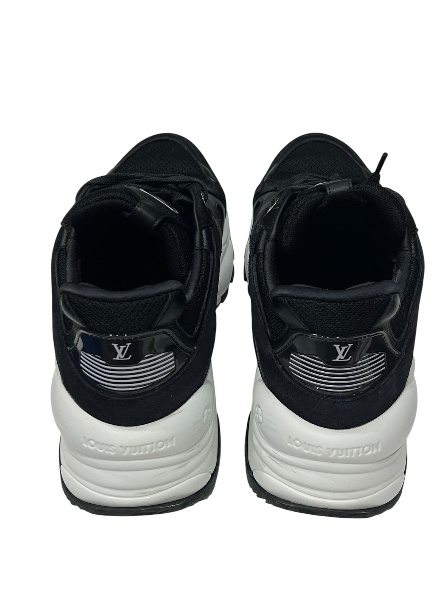 Louis Vuitton - Sneakers run 55 noires T 39