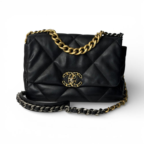 Chanel - Chanel 19 black bag