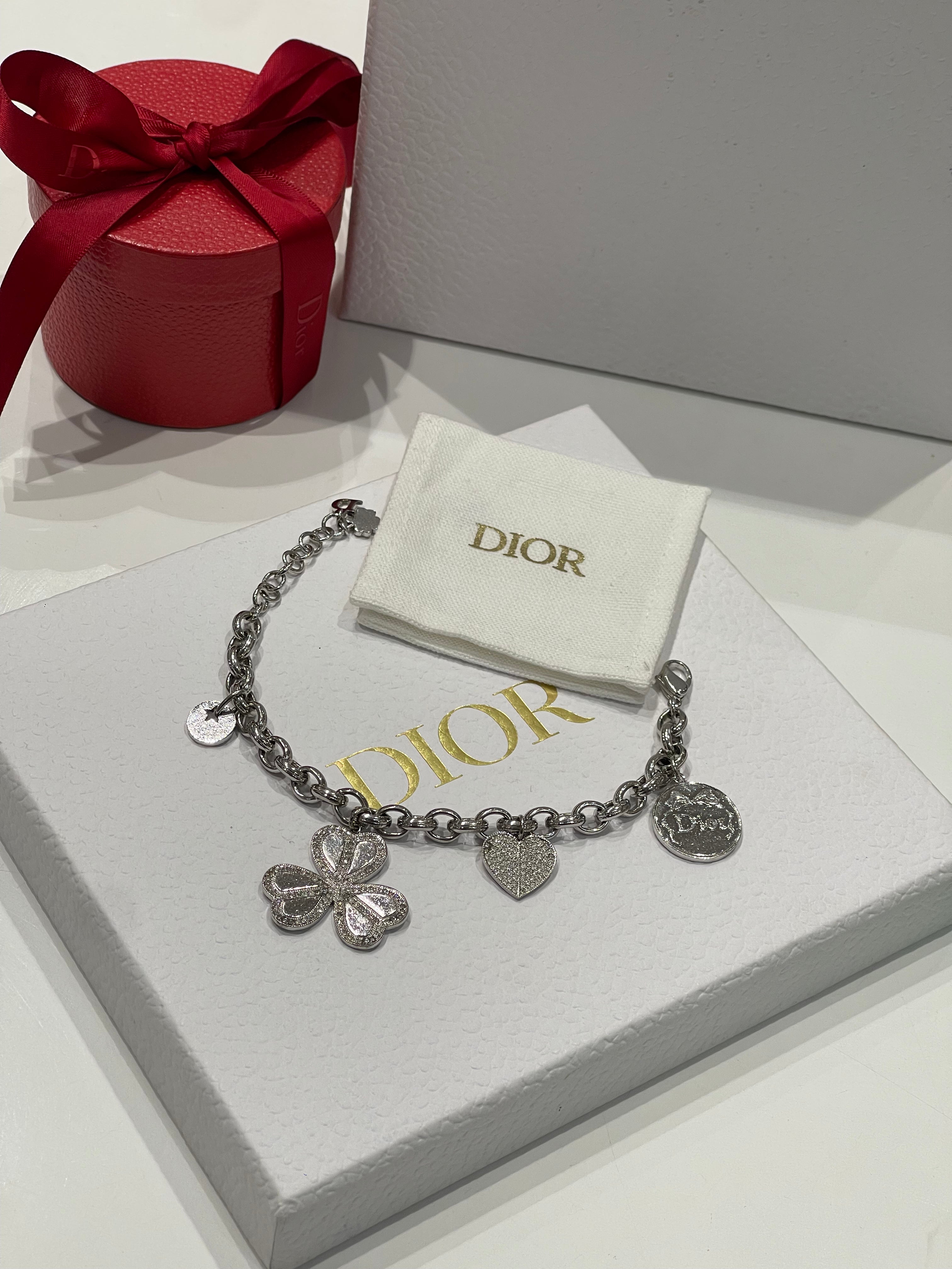 Dior - Bracelet breloques