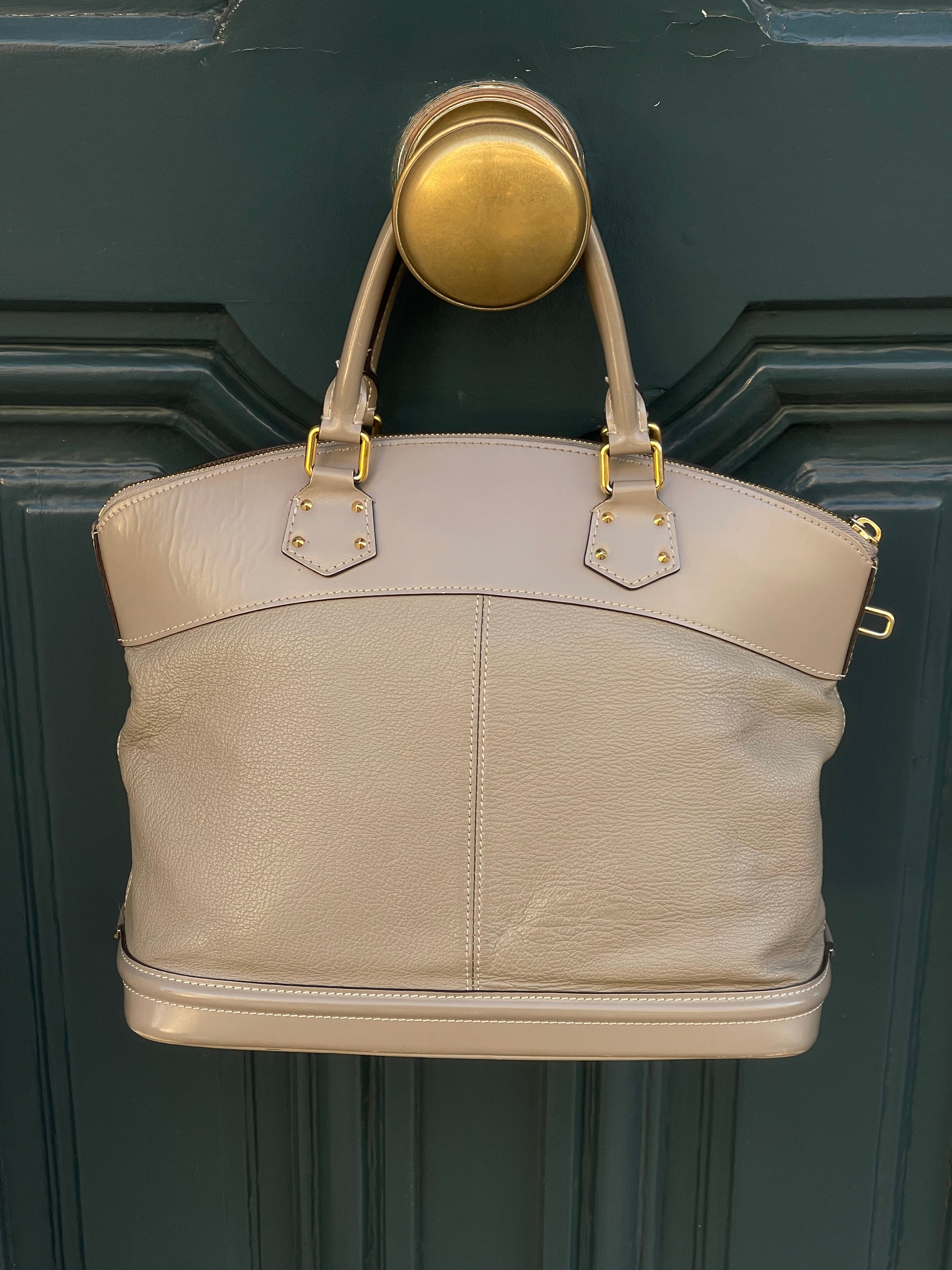 Louis Vuitton - Borsa Lock It MM