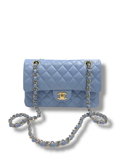 Chanel - Sac 11.12 Classique Timeless small Bleu nuage