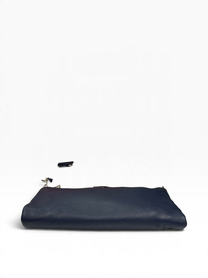 Prada - sac pochette cuir grainé marine