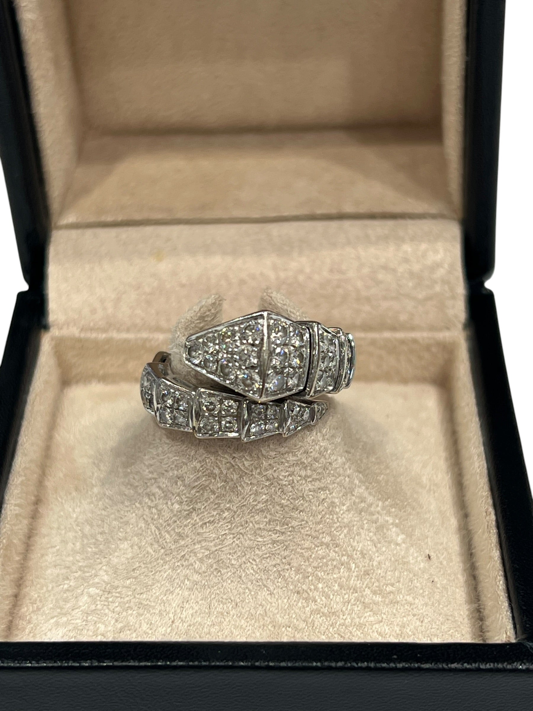 Bvlgari – Serpenti-Ring aus Weißgold mit Diamantbesatz, Einheitsgröße