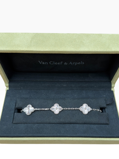 Van Cleef &amp; Arpels - Bracelet Vintage Alhambra 5 motifs or blanc Guilloché