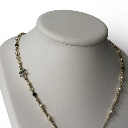 Chanel - Collier Bambi Perles | Les Folies d’Eugénie