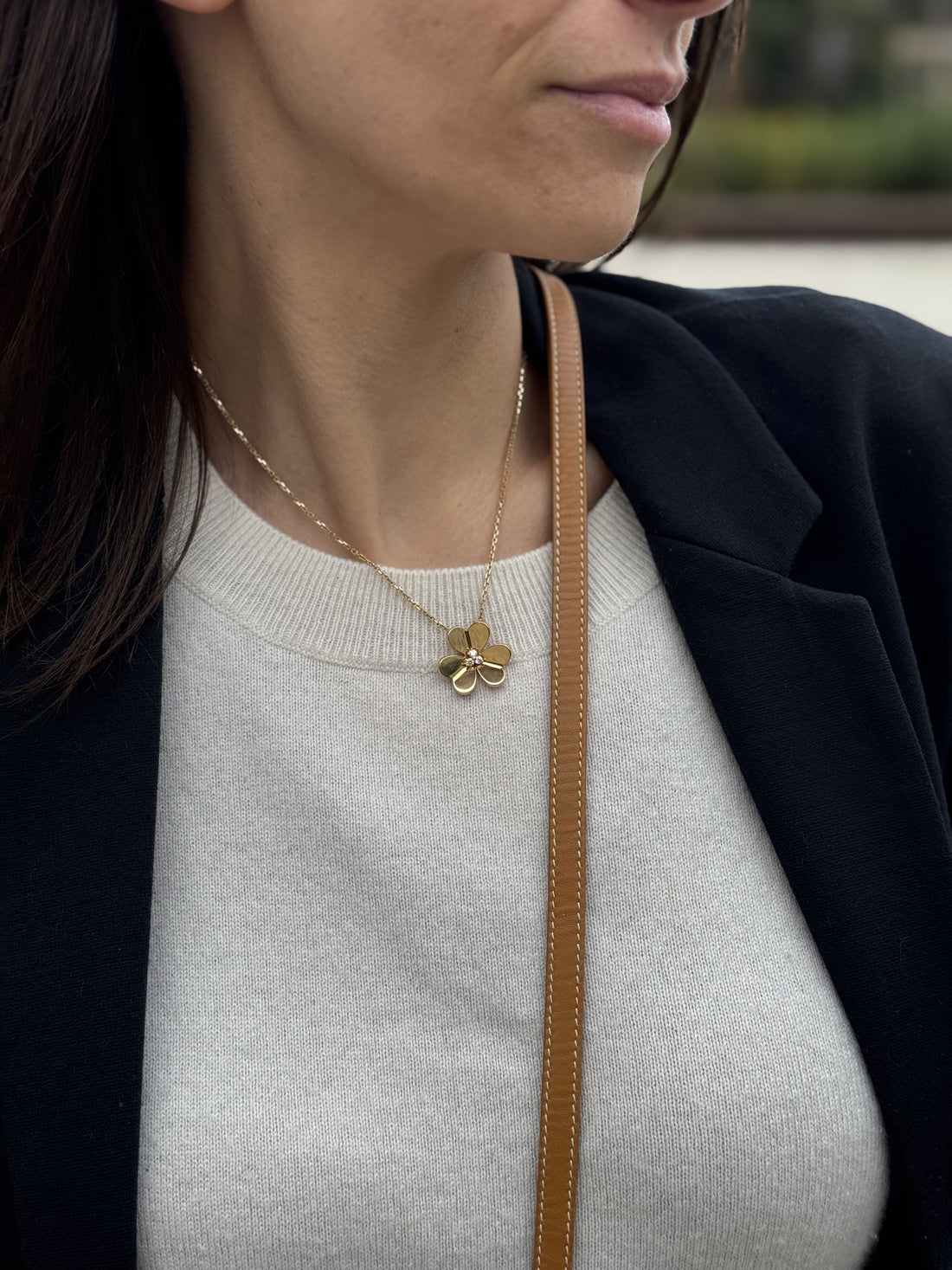 Van Cleef &amp; Arpels - Collier Frivole Grand Modèle