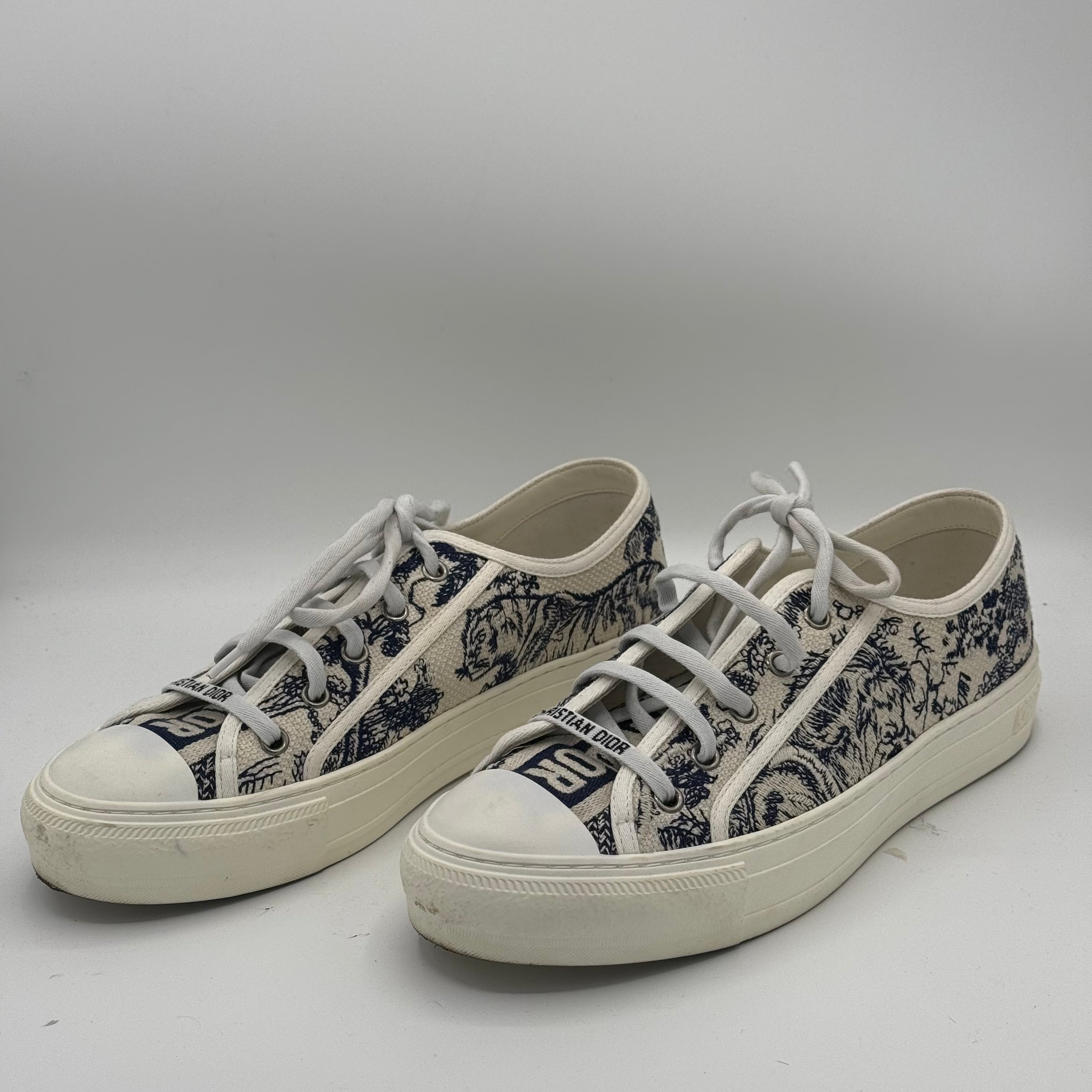 Dior - Stoffschuhe mit Motiven