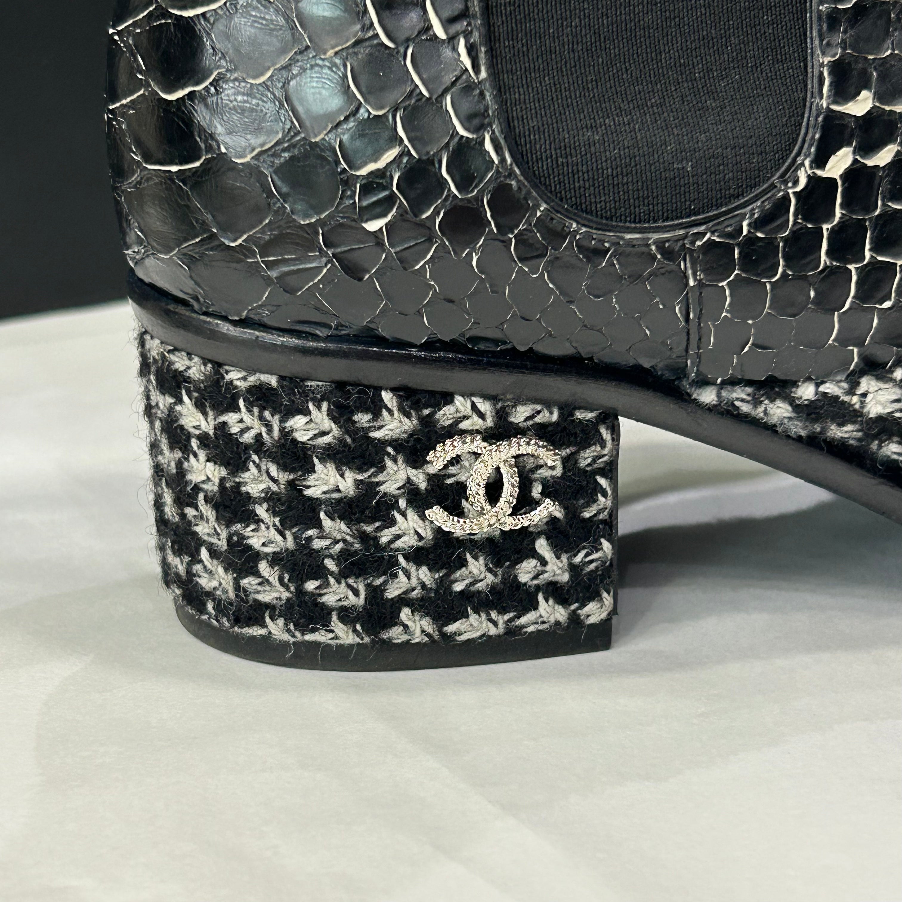 Chanel Ankle boots size 38 Les Folies d Eugenie