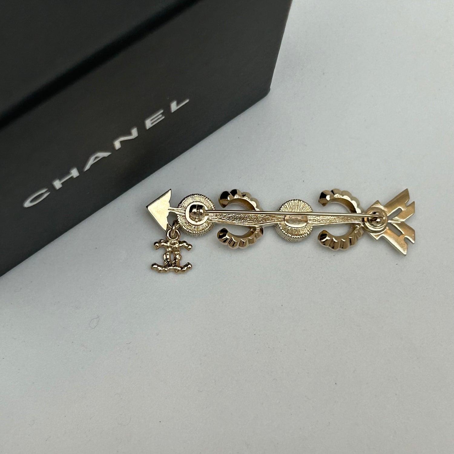 Chanel - Broche