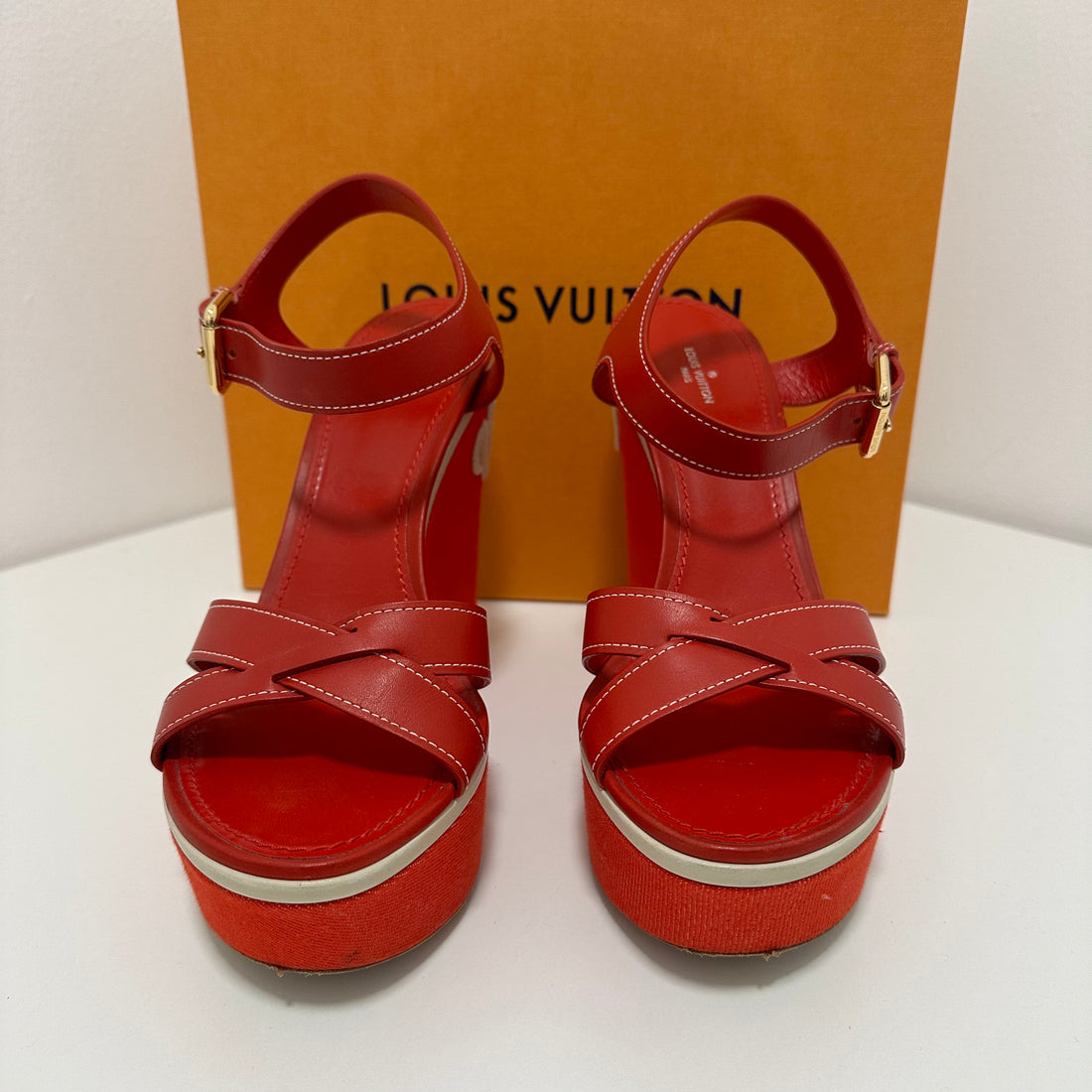 Louis Vuitton - Sandales Compensées