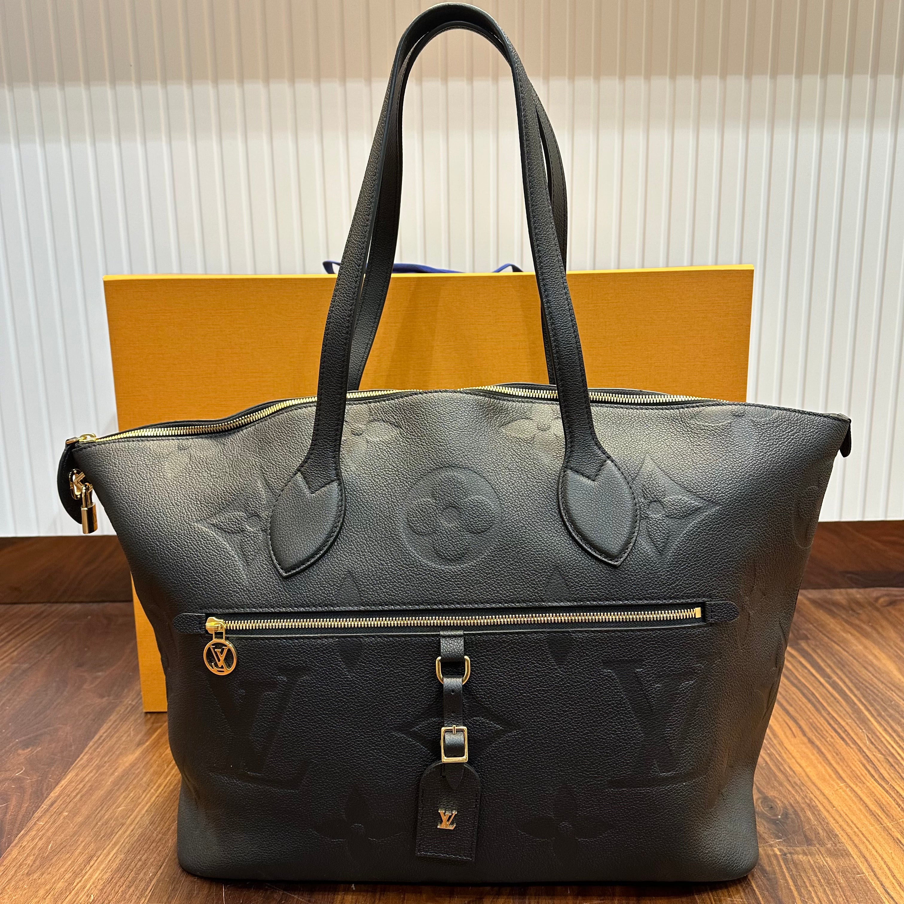 Louis Vuitton - Travel bag