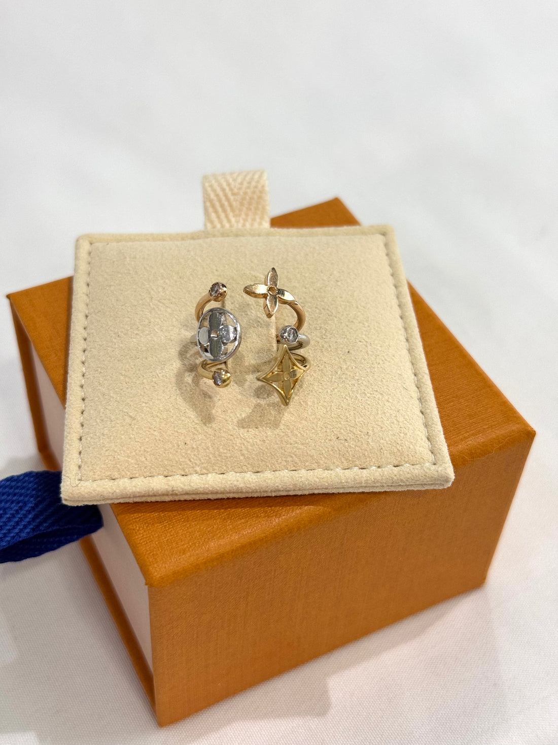 Louis Vuitton - Bagues Blossom 3 ors et diamants
