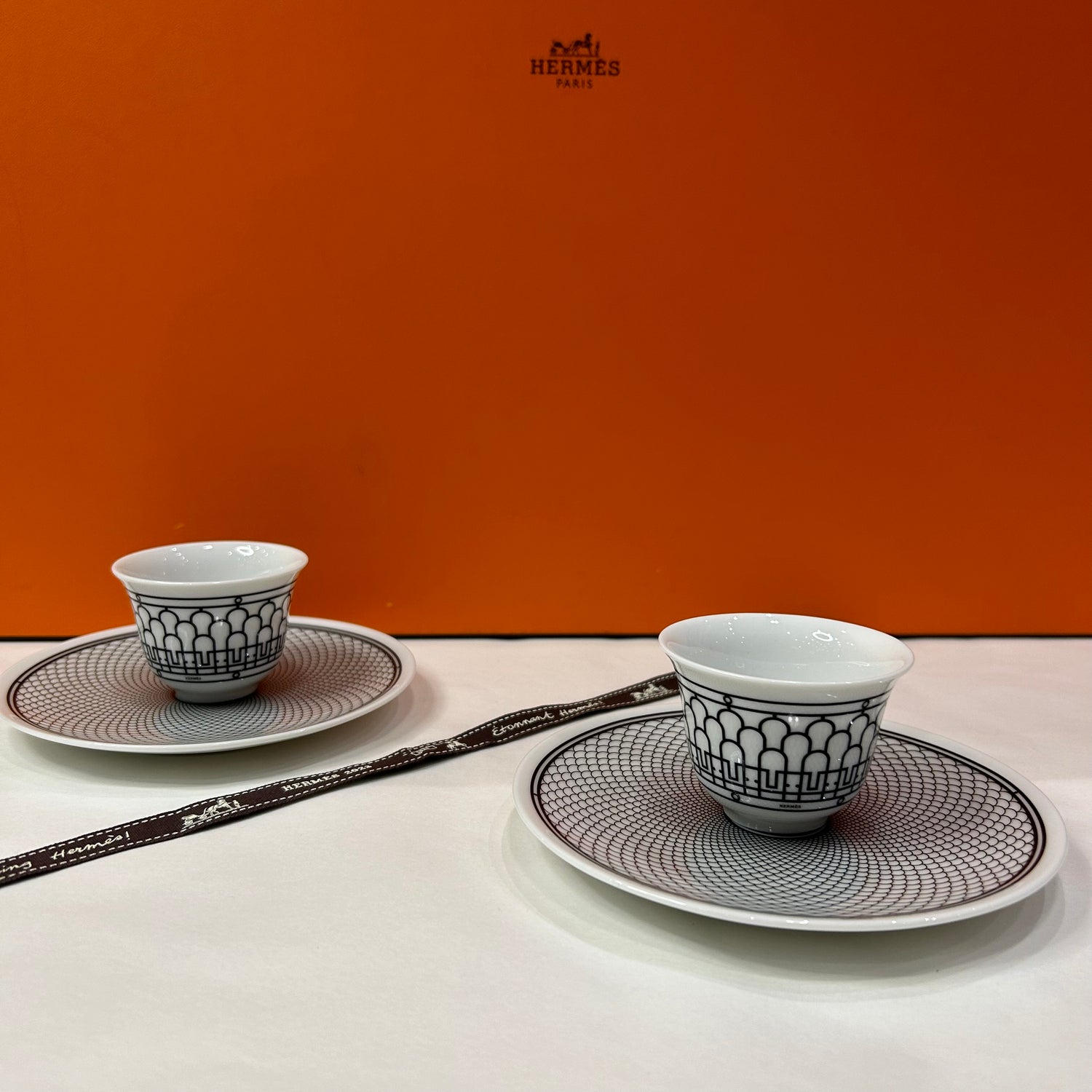 Hermès - H Déco cups and saucers