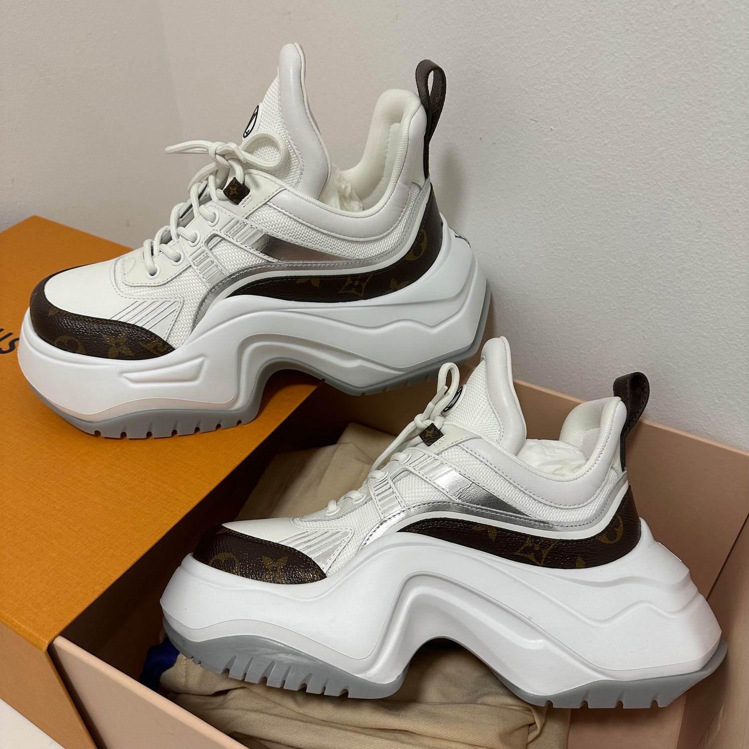 Basket louis vuitton archlight prix online