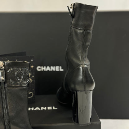 Chanel - Bottines T. 40 - Chanel - - Les Folies d&
