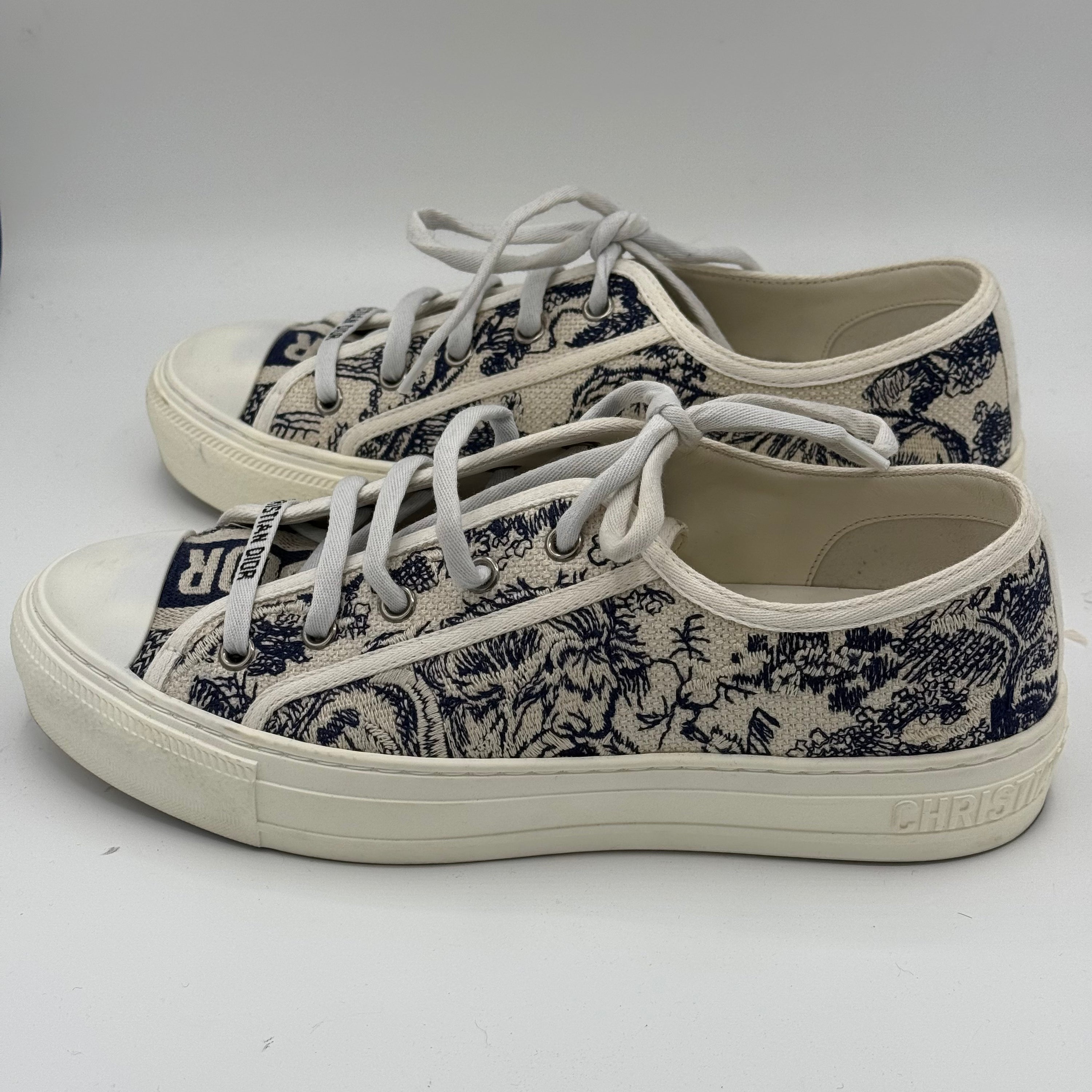 Dior - Stoffschuhe mit Motiven