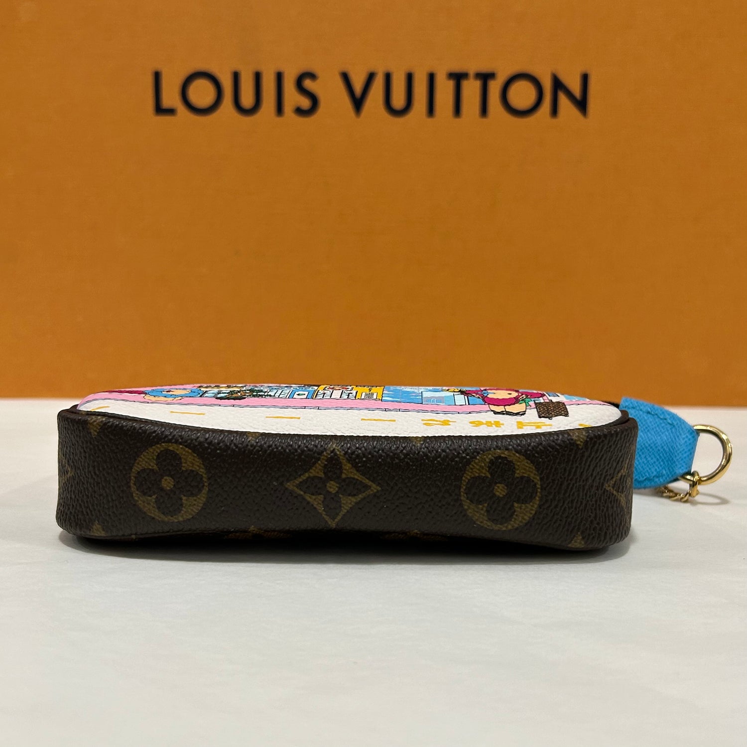 Louis Vuitton - Mini clutch