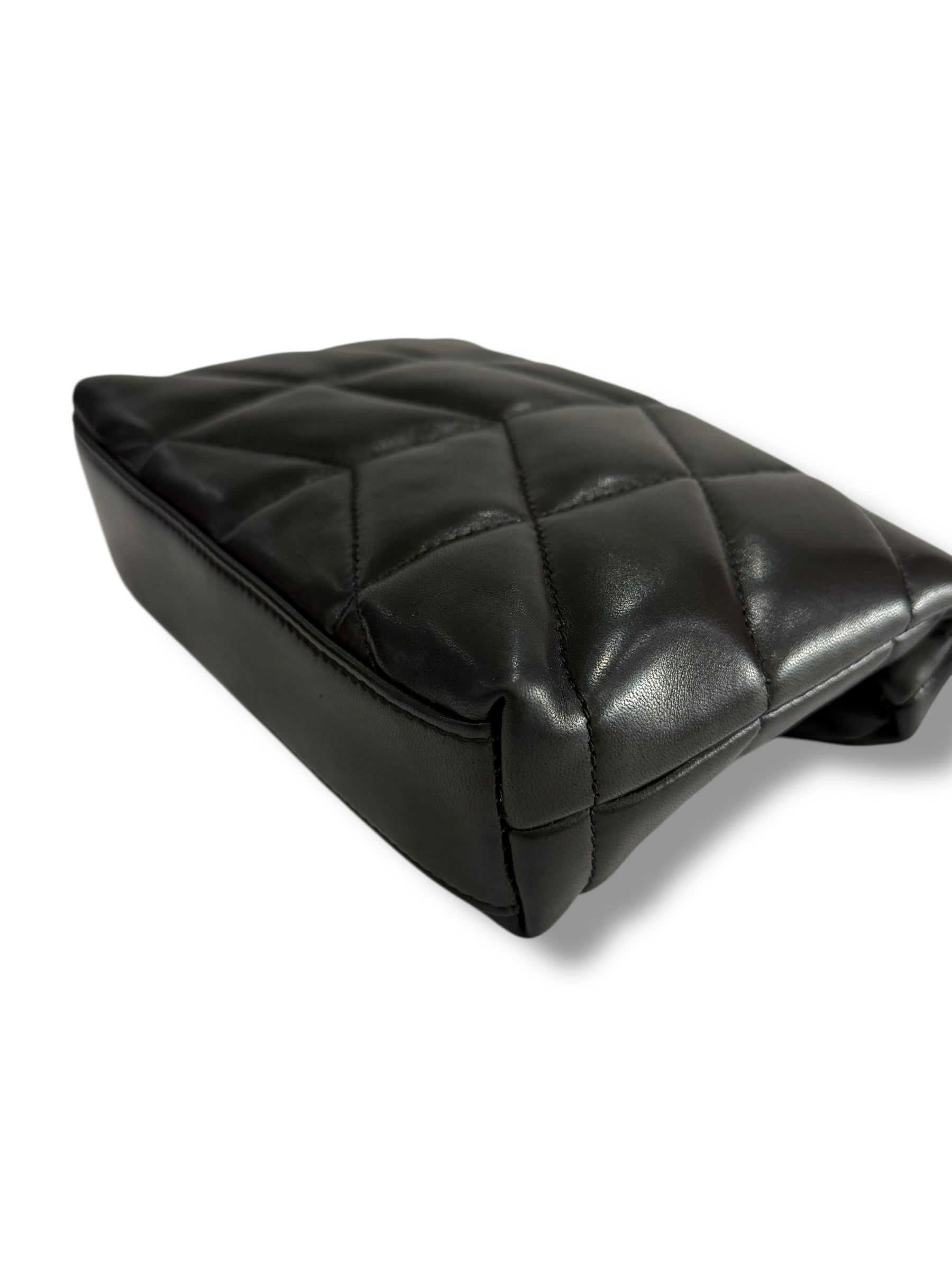 Saint Laurent - Mini clutch Loulou Puffer toy