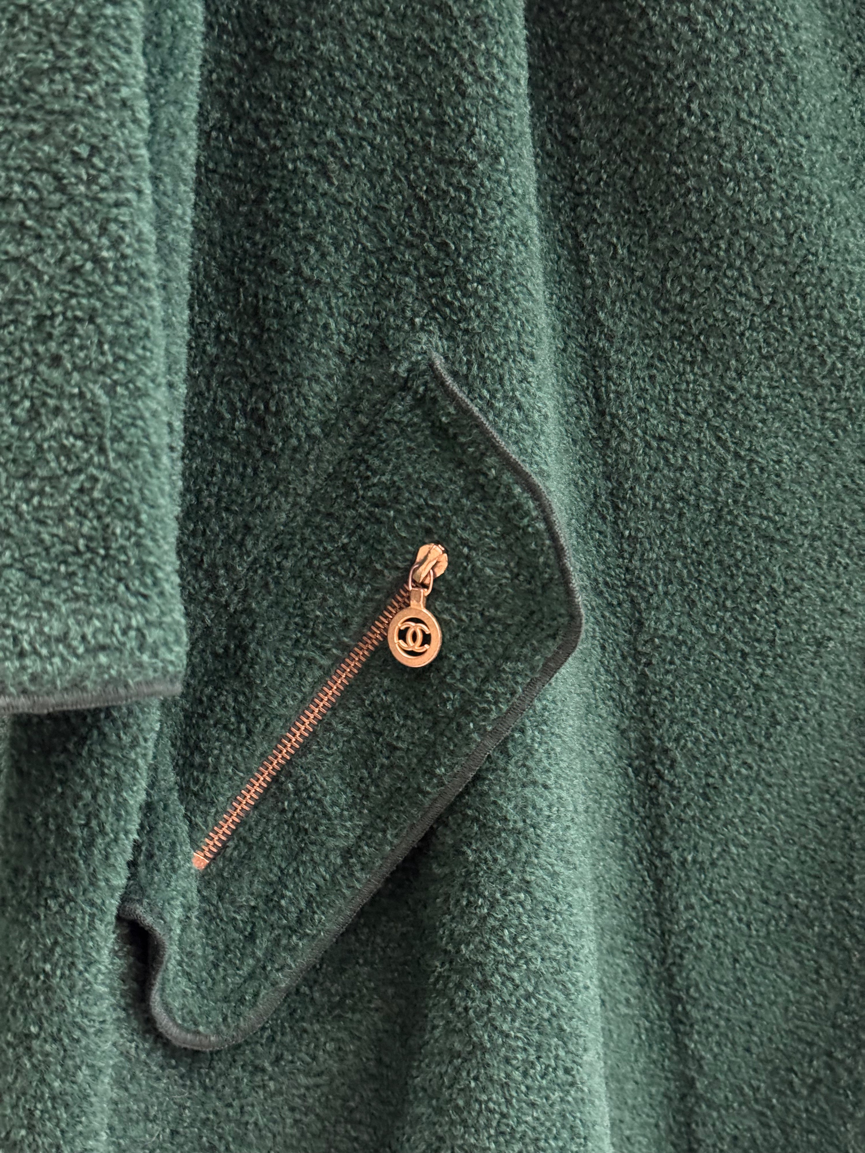 Chanel - Mantel T.40 aus Boucle