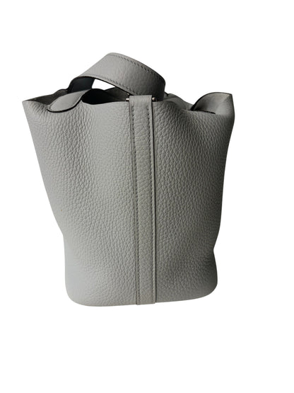 Hermès : Picotin Lock 18 Bleu Pale