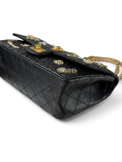 Chanel - Sac 2.55 édition limitée Charms