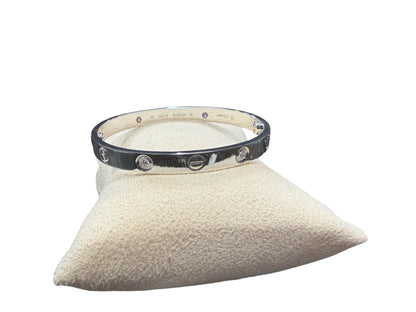 Cartier : Bracelet Love Classique 4 diamants t16