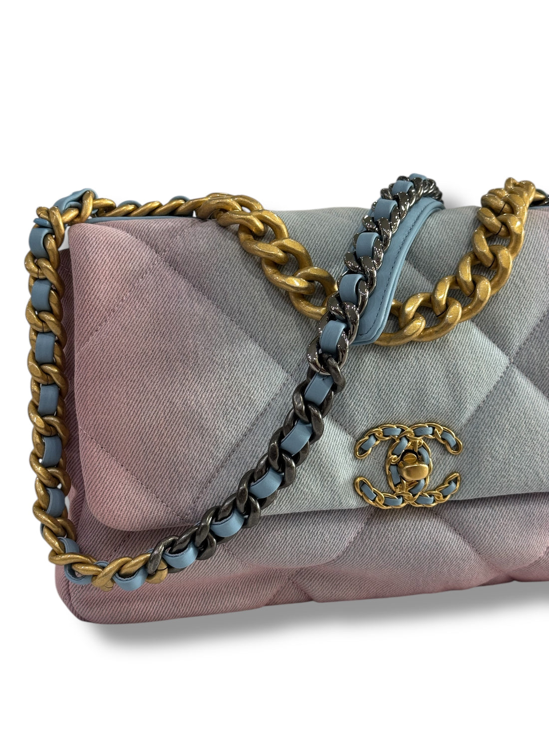 Chanel - 19 large model limited-edition bag